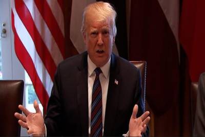 واشنگٹن: امریکی صدر ڈونلڈ ٹرمپ کا کہنا ہے کہ عوام اب سچ سننا چاہتے ہیں، بہت جلد ایک اہم تقریر کروں گا۔