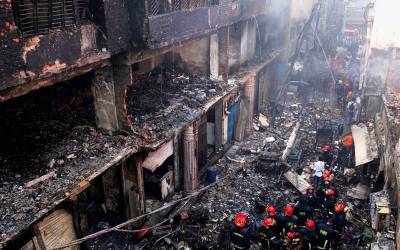ڈھاکہ کے مصروف علاقے میں آتشزدگی سے ہلاکتوں کی تعداد78 ہوگئی،50سے زائد افراد زخمی