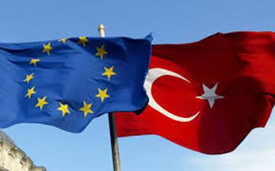 ترکی اور یورپی یونین میں تنا: رکنیت کے حوالے سے مذاکرات کے خاتمے کا مطالبہ