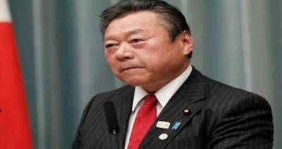 جاپانی وزیر نے 3 منٹ دیر سے آنے پر معافی مانگ لی