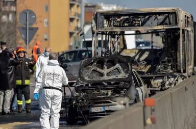 اٹلی: بس ڈرائیور کی 51 طلباء کو زندہ جلانے کی کوشش ناکام