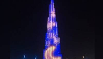 برج خلیفہ رمضان المبارک کی مناسبت سے رنگ برنگی روشنیوں سے سج گیا