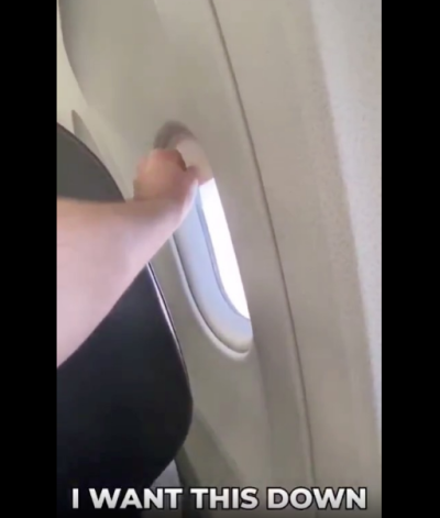 مسافر طیارے میں کھڑکی بند کرنے اور کھولنے پر جھگڑا، ویڈیو وائرل