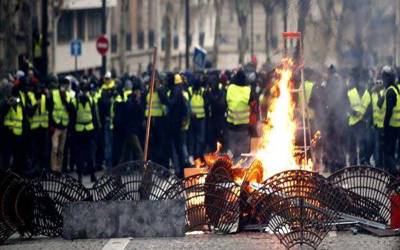 فرانس میں مظاہروں کی کال سعودی حکومت کا شہریوں کو محتاط رہنے کی ہدایت