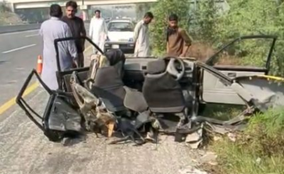 کندھ کوٹ میں ٹریفک حادثہ،10مسافرزخمی