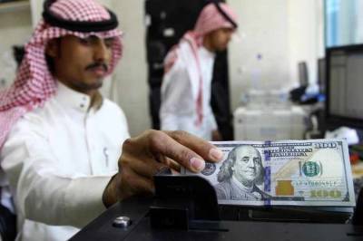 کروناوائرس کا خطرہ: سعودی عرب نے غیرملکی کرنسی الگ کرنا شروع کردی۔