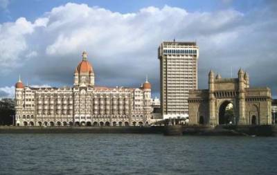 ممبئی کا تاج محل ہوٹل بھی کرونا وائرس کی زد میں، متعدد ملازمین متاثر
