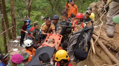 انڈونیشیا،سونے کی کان میں حادثہ،9کان کن ہلاک