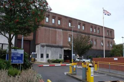 برطانیہ نے کرونا وباء کی وجہ سے 4 ہزار قیدیوں کو جیل سے رہا کردیا۔