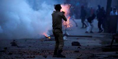 مقبوضہ کشمیر :بھارتی فوج کے ہاتھوں مزید 3 نوجوان زخمی،2 گرفتار،لوگوں کا احتجاج