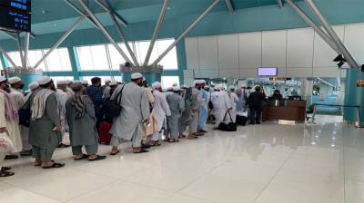 پی آئی اے کی خصوصی پروازانڈونیشیامیں پھنسے237 پاکستانیوں کولیکراسلام آباد پہنچ گئی