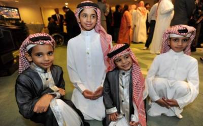 پندرہ برس سے کم عمر بچے کرفیو پاس جاری کرا سکتے ہیں،سعودی وزارت صحت