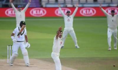 پاکستان کو 10 برس بعد انگلینڈ کے ہاتھوں ٹیسٹ سیریز میں شکست