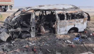 کراچی-حیدر آباد موٹروے: وین حادثے میں جھلس کے جاں بحق ہونیوالوں کی تعداد 15 ہوگئی
