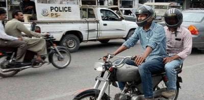 کراچی میں موٹرسائیکل کی ڈبل سواری پر فوری پابندی عائد