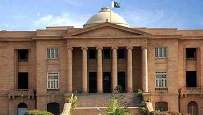 سندھ ہائیکورٹ کا نادرا کو یتیم بچی کا ب فارم جاری کرنے کا حکم