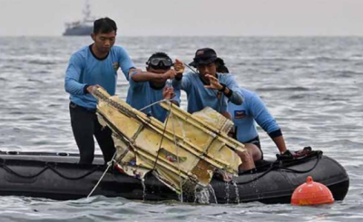 انڈونیشیا کے لاپتہ ہونے والے بوئنگ طیارے کے گرنے کی جگہ تلاش کر لی گئی