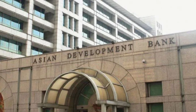 ایشیائی ترقیاتی بینک پاکستان کو 5 ارب 40 کروڑ ڈالر دے گا