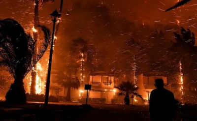 یونان کے جنگلات میں وسیع رقبے تک آگ لگ گئی