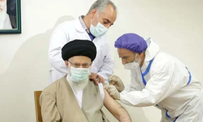  ایرانی سپریم لیڈر آیت اللہ علی خامنہ ای نے ملک میں تیار کردہ کورونا ویکسین لگوالی