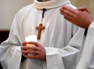 فرانس میں پادریوں کی 2 لاکھ 16 ہزار بچوں سے جنسی زیادتی