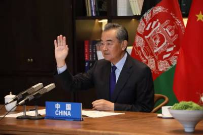 امریکا و دیگر مغربی ممالک افغانستان پر عائد یکطرفہ پابندیاں ختم کریں۔چینی وزیر خارجہ