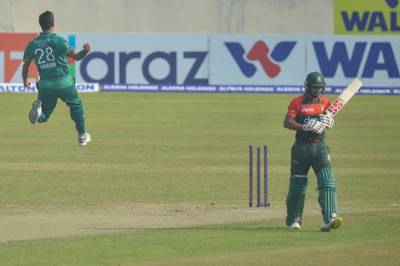 بنگلہ دیش کے خلاف تیسرا ٹی 20، شاہنواز دھانی کی پہلے اوور میں وکٹ