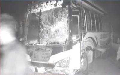 پھالیہ خوفناک ٹریفک حادثہ ،8افراد جاں بحق ،8زخمی