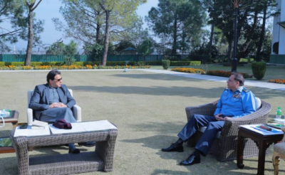 وزیراعظم عمران خان سے سربراہ پاک فضائیہ ائیر چیف مارشل ظہیر احمد بابر کی ملاقات