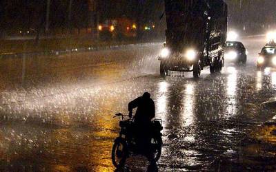 ملک بھر میں کہیں رم جھم تو کہیں موسلادھار بارش,سردی کی شدت میں اضافہ