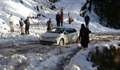  مری میں اب تک سیاحوں کی ایک ہزار 355 گاڑیاں موجود ہیں: چیف ٹریفک آفیسر راولپنڈی
