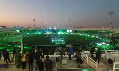  پی ایس ایل 7 : نیشنل اسٹیڈیم کراچی میں شاندار افتتاحی تقریب , شاندار آتش بازی کا مظاہرہ 