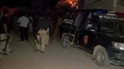 کراچی میں پولیس افسران پر فائرنگ کرنے والا مقابلے میں ہلاک