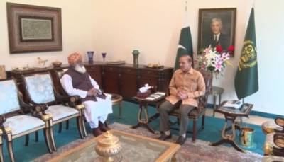 وزیر اعظم شہباز شریف سے مولانا فضل الرحمان کی  ملاقات, موجودہ سیاسی صورت حال پر تبادلہ خیال