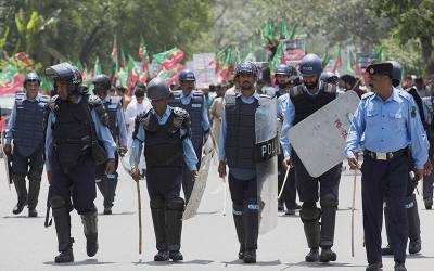 پی ٹی آئی کی لانگ مارچ: اسلام آباد پولیس کے ملازمین کی چھٹیاں منسوخ