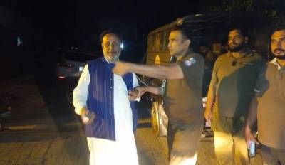 لاہور پولیس نے پی ٹی آئی رہنما محمود الرشیدکو گرفتارکرلیا