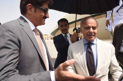 وزیرِ اعظم شہباز شریف ایک روزہ دورے پر کراچی پہنچ گئے.