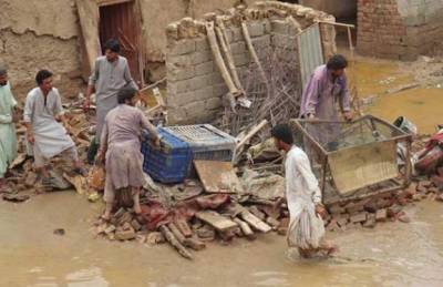 ملک میں بارشوں اور سیلاب نے تباہی مچا دی، 356 افراد جاں بحق