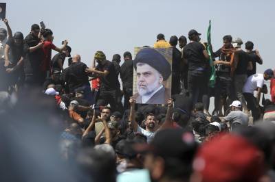 مقتدیٰ الصدر کے سیاست چھوڑنے کے فیصلے کے بعد عراق میں خونی تشدد میں شدت