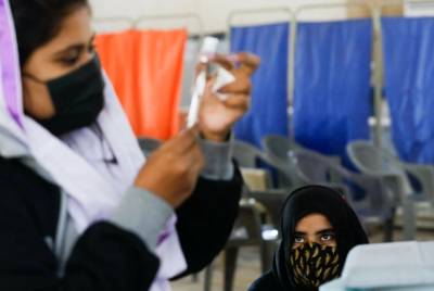 کوروناوائرس کے پاکستان میں وار، گزشتہ 24 گھنٹوں میں ایک مریض ہلاک،99 کیسز رپورٹ