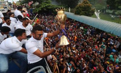 ایشیا کپ کی فاتح سری لنکن ٹیم کا وطن پہنچنے پر شاندار استقبال