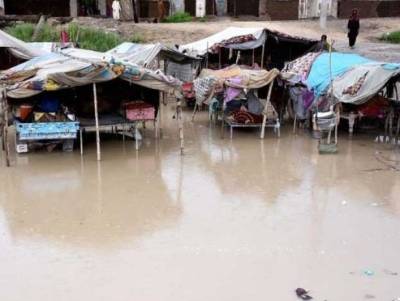  سیلاب زدہ علاقوں میں بیماریاں پھیلنے سے متاثرین پریشان, 30فیصد بچے غذائی قلت کا شکار 