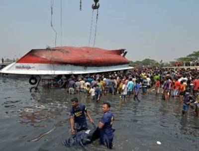 بنگلادیش میں مسافروں سے بھری کشتی کو حادثہ، 24 افراد ہلاک، درجنوں لاپتہ