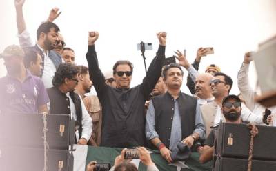 نواز اور زرداری مل کر اسٹیبلشمنٹ کو ہمارے خلاف کرنے کی کوشش کررہے ہیں، عمران خان
