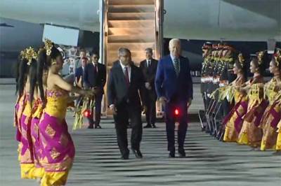 جوبائیڈن جی 20 اجلاس میں شرکت کیلئےانڈونیشیا پہنچ گئے