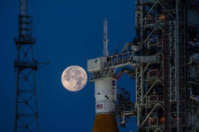 امریکا کا دوبارہ نصف صدی بعد چاند پرقدم رکھنے کا منصوبہ