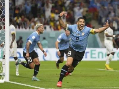 فیفا ورلڈ کپ؛ یوروگوائے نے گھانا کو 0-2 شکست دے دی