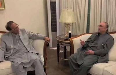 چودھری شجاعت حسین سے آصف علی زرداری کی ملاقات، سیاسی صورتحال پر گفتگو