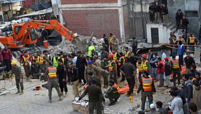 پشاور پولیس لائنز دھماکا، مبینہ حملہ آور اور سہولت کار کی تصاویر سامنے آ گئیں