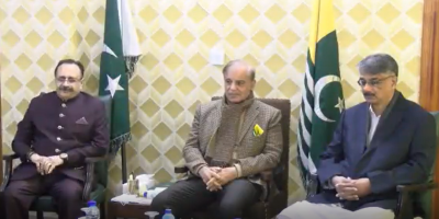 وزیر اعظم شہباز شریف سے آزاد کشمیر کی سیاسی قیادت کی ملاقات 